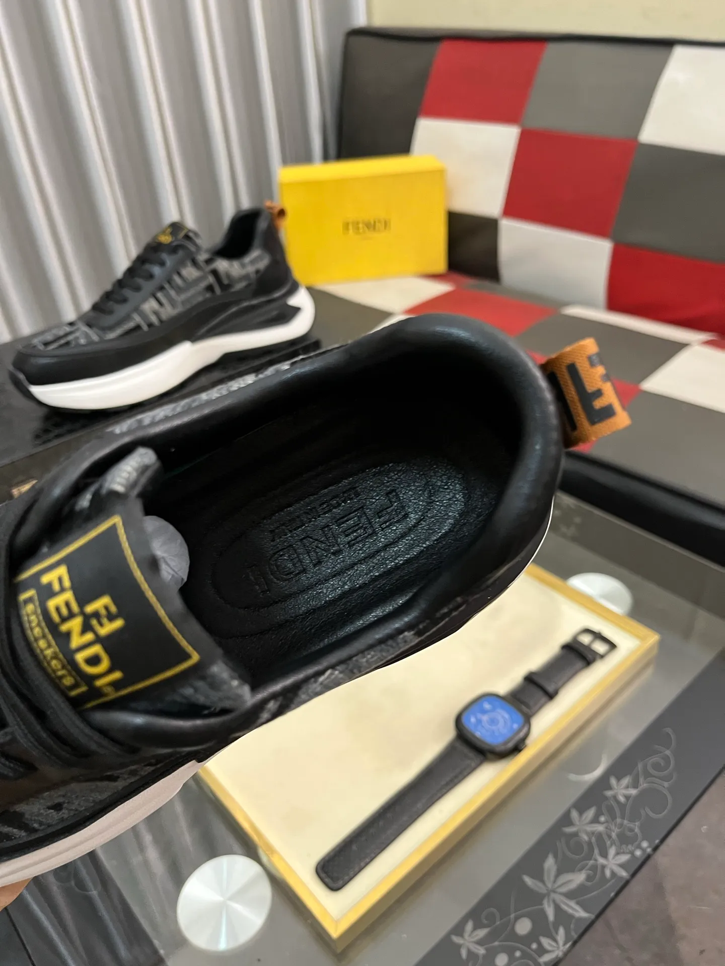 Men's shoes💰458⌚️⌚️[FENDI-FENDI] Classic men's casual shoes🔥New product nowadays, made of cowhide + breathable fabric, comfortable pigskin lining. The perfect last shape and generous and fashionable design have attracted the favor of many consumers. 🔥Number of sizes: 38-444️⃣Colors available